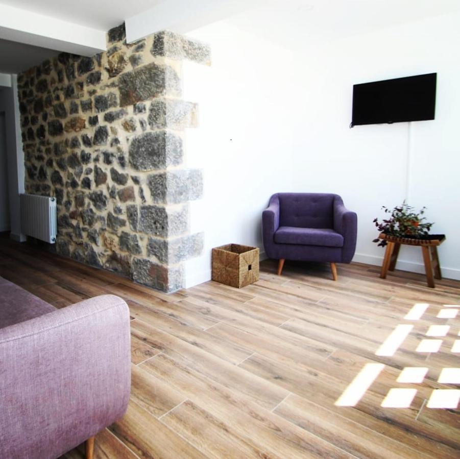 Apartamentos El Muelle Комилас Екстериор снимка